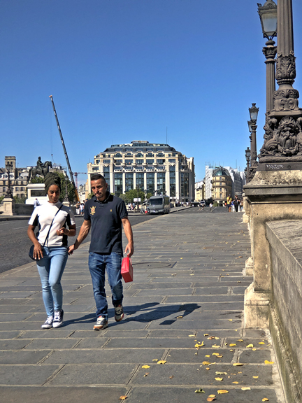 Empty Pont Neuf